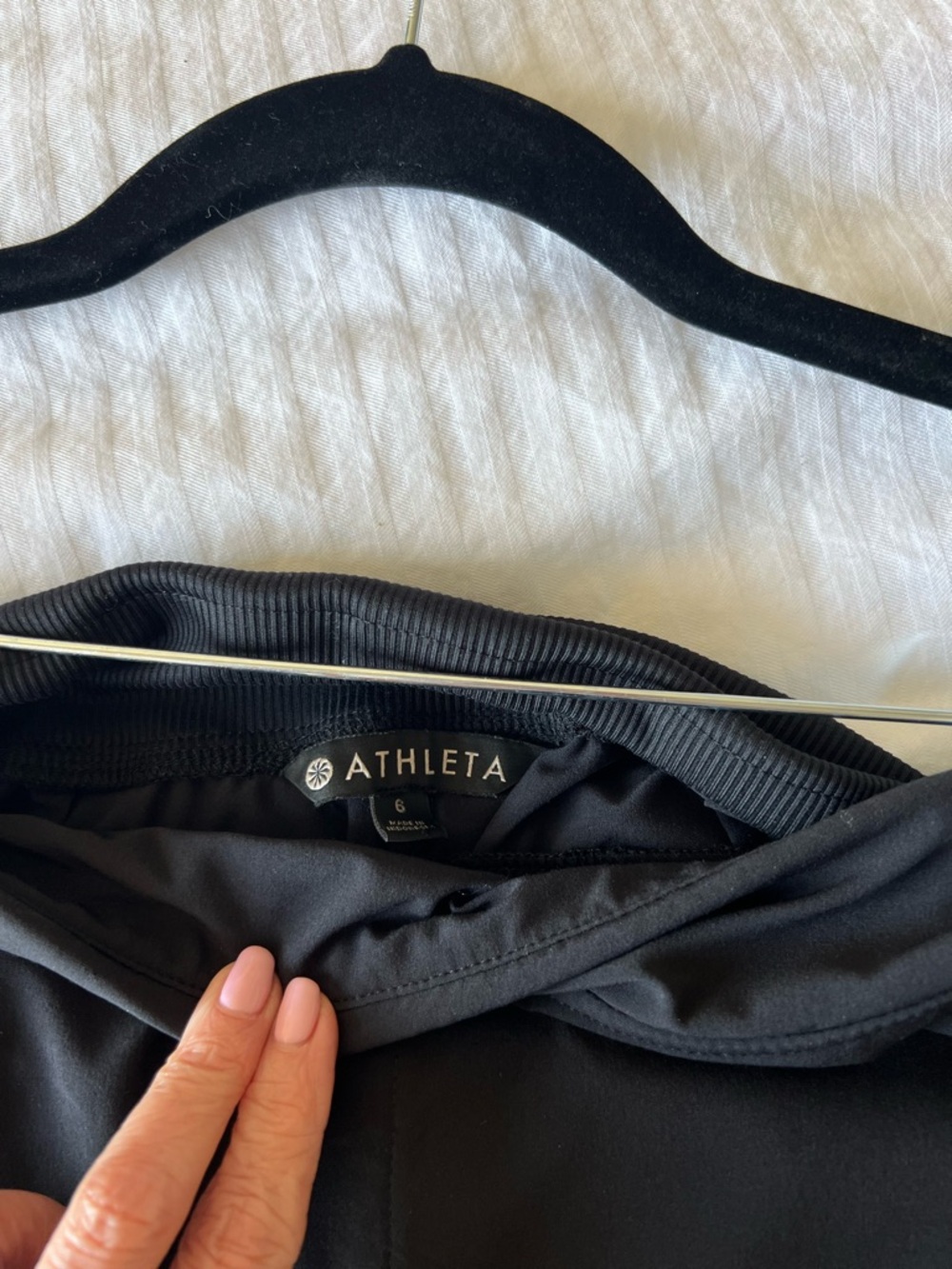 Athleta Black Straight-Leg Pull-On Pants - Picture 7 of 7